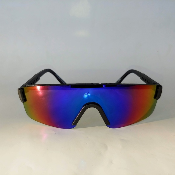 by De'Vons Optics Inc. Est. Since 1983 Other - (NWT) Vintage 90's Junior One Piece Razor Blade Sports Sunglasses (M.Black)